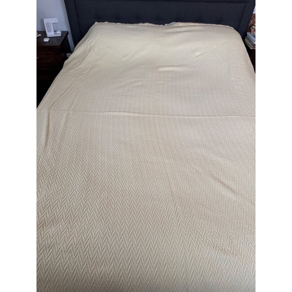 Queen Size 100% Cotton Blanket Cream Yellow Herringbone Charisma by Fieldcrest - Picture 2 of 12